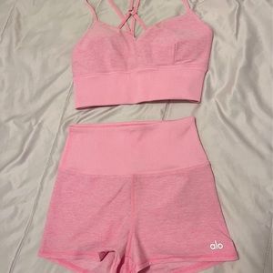 Alo yoga pretty pink set. Alo soft shorts (xs) and matching lavish bra (xs)